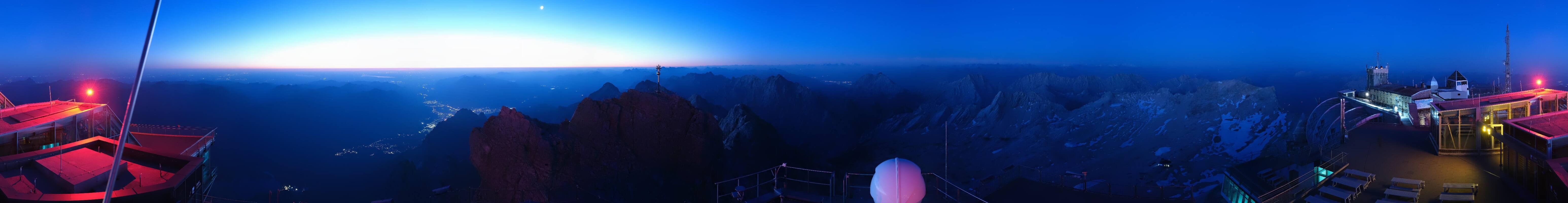 Archiv Foto Webcam Zugspitze: Panoramablick vom Gipfel