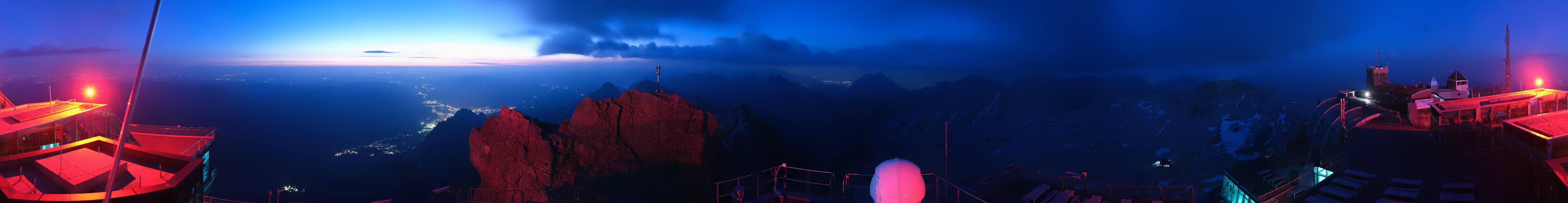 Archiv Foto Webcam Zugspitze: Panoramablick vom Gipfel