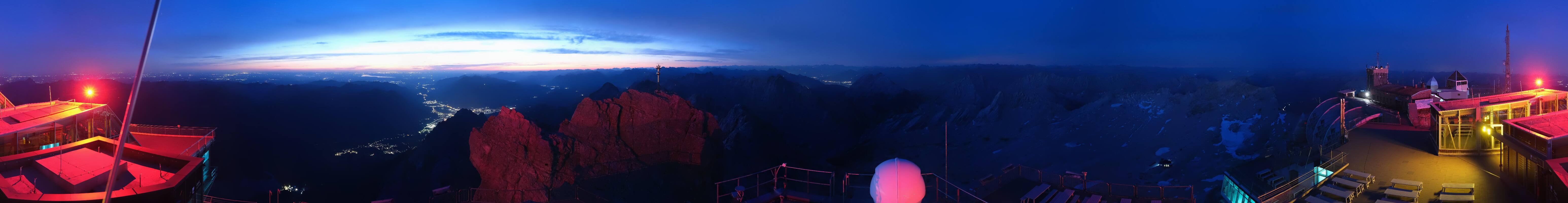 Archiv Foto Webcam Zugspitze: Panoramablick vom Gipfel
