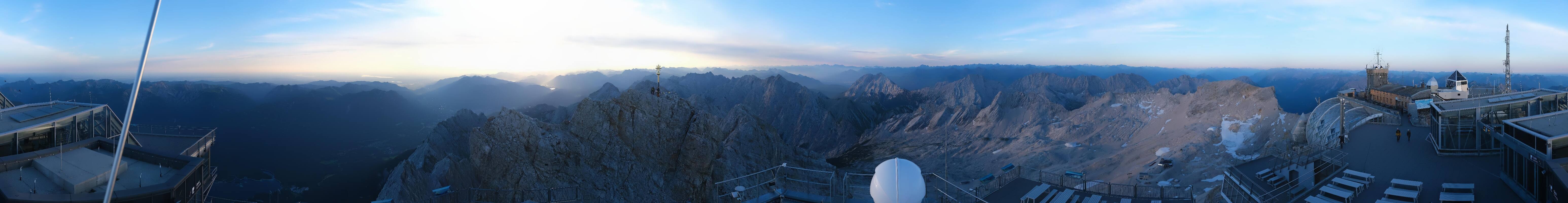 Archiv Foto Webcam Zugspitze: Panoramablick vom Gipfel