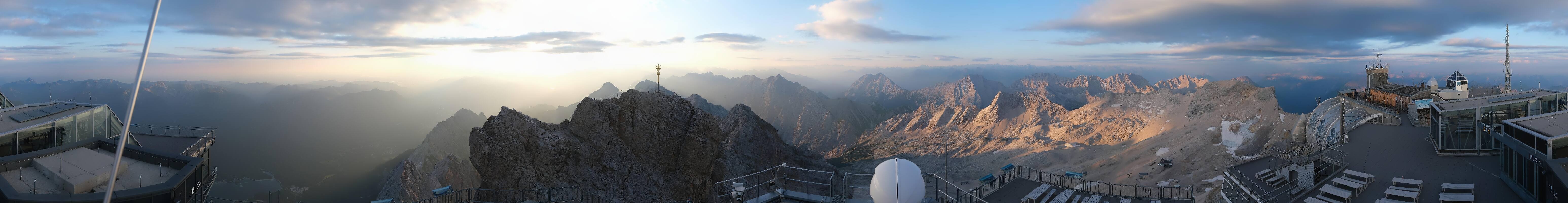 Archived image Webcam Panoramic View Zugspitze