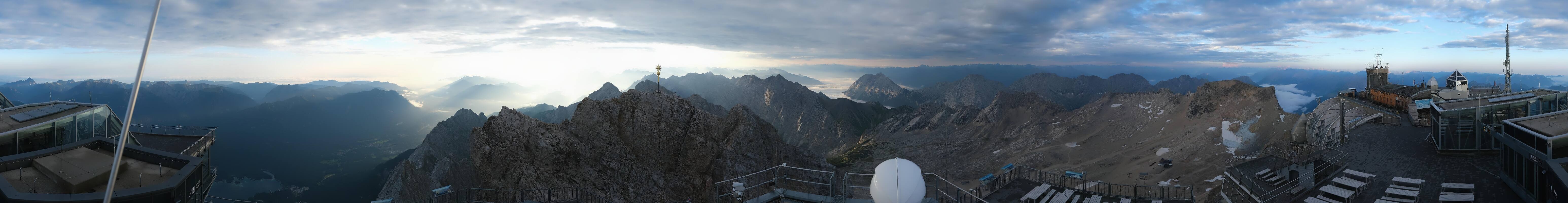 Archiv Foto Webcam Zugspitze: Panoramablick vom Gipfel