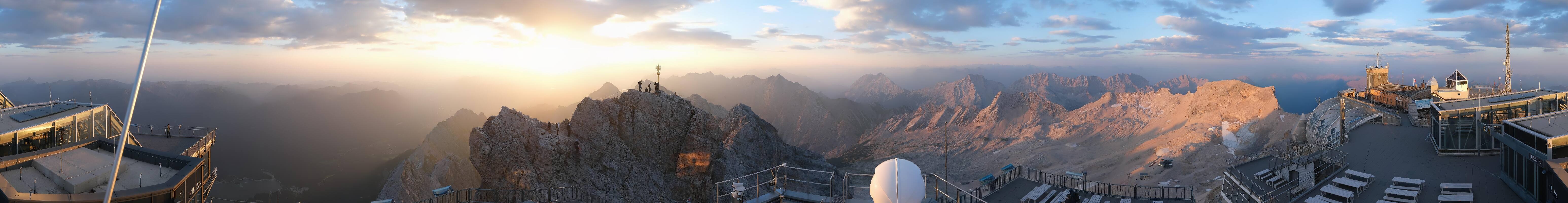 Archiv Foto Webcam Zugspitze: Panoramablick vom Gipfel