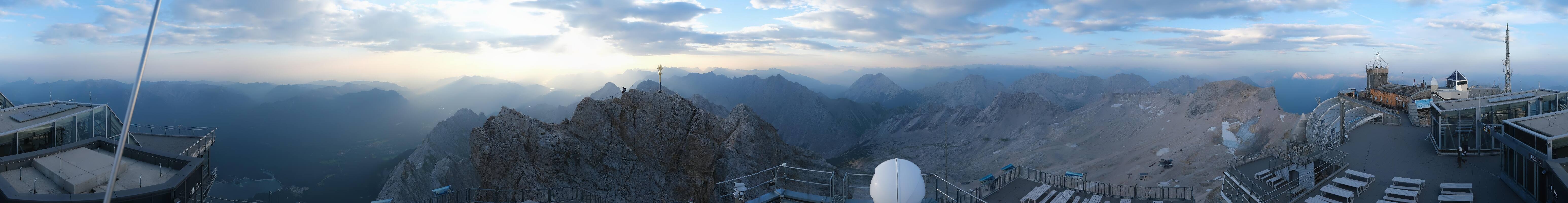 Archiv Foto Webcam Zugspitze: Panoramablick vom Gipfel