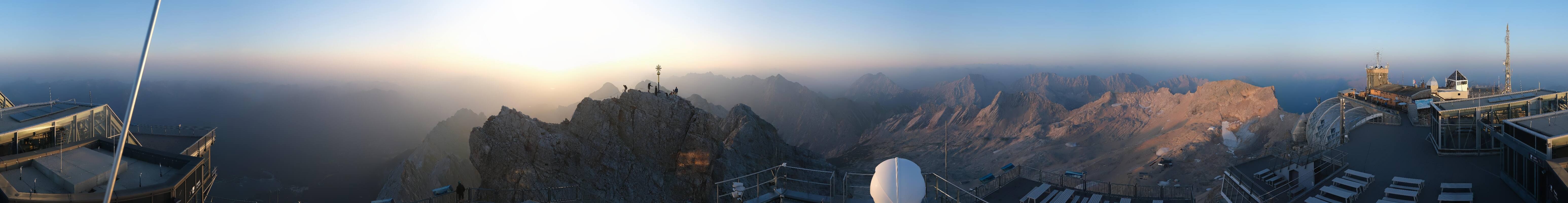 Archiv Foto Webcam Zugspitze: Panoramablick vom Gipfel