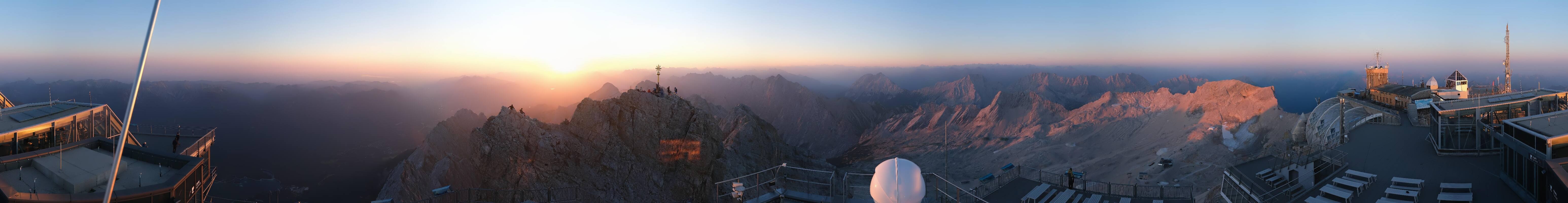 Archiv Foto Webcam Zugspitze: Panoramablick vom Gipfel