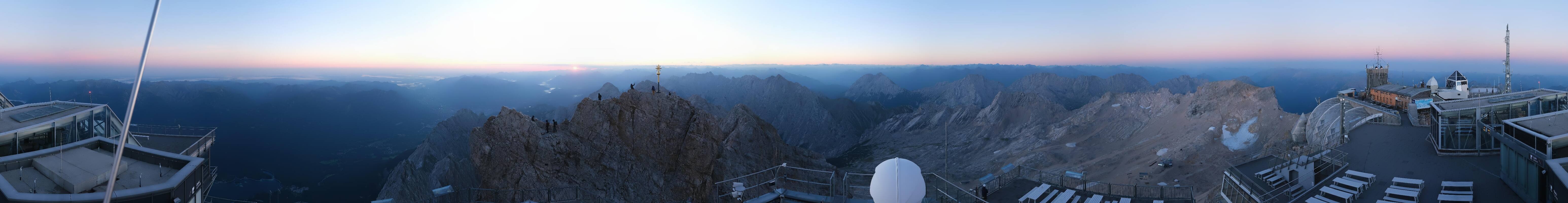 Archiv Foto Webcam Zugspitze: Panoramablick vom Gipfel