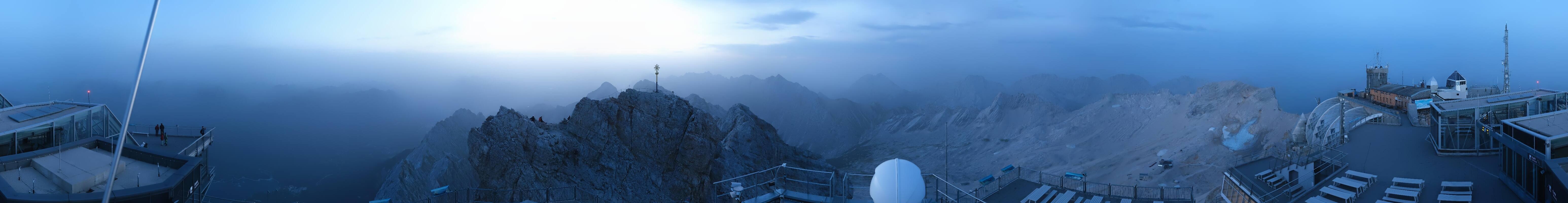 Archiv Foto Webcam Zugspitze: Panoramablick vom Gipfel