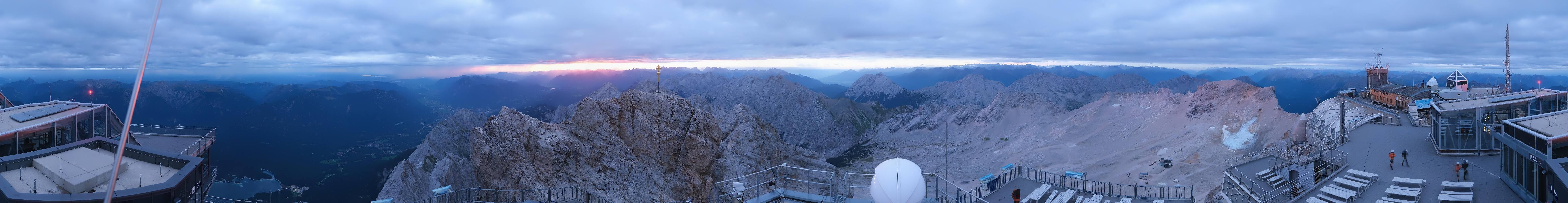 Archiv Foto Webcam Zugspitze: Panoramablick vom Gipfel