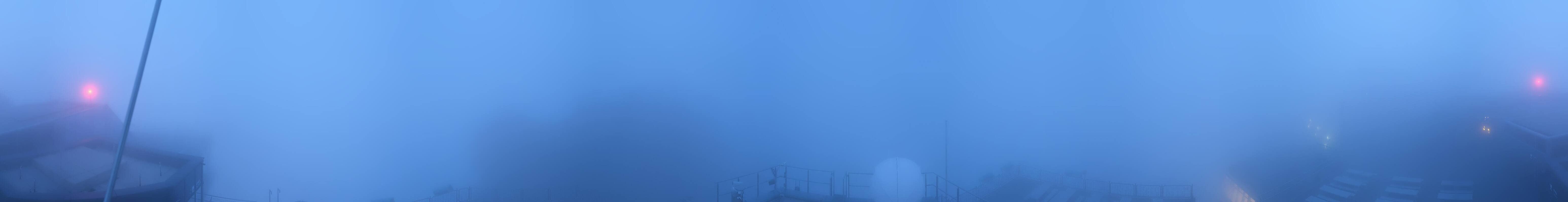 Archiv Foto Webcam Zugspitze: Panoramablick vom Gipfel