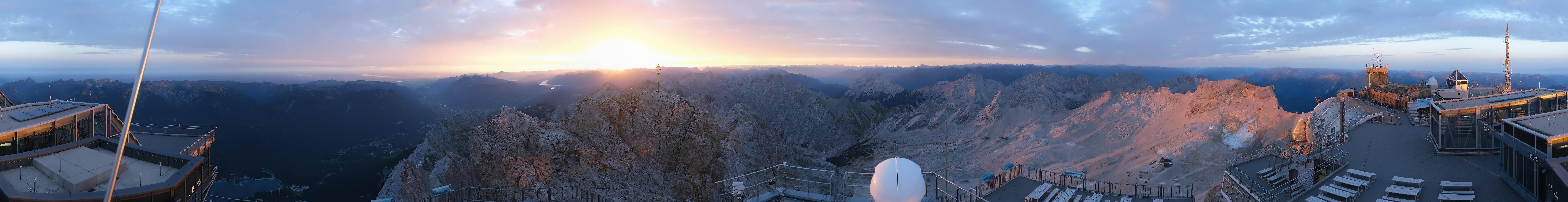 Archiv Foto Webcam Zugspitze: Panoramablick vom Gipfel