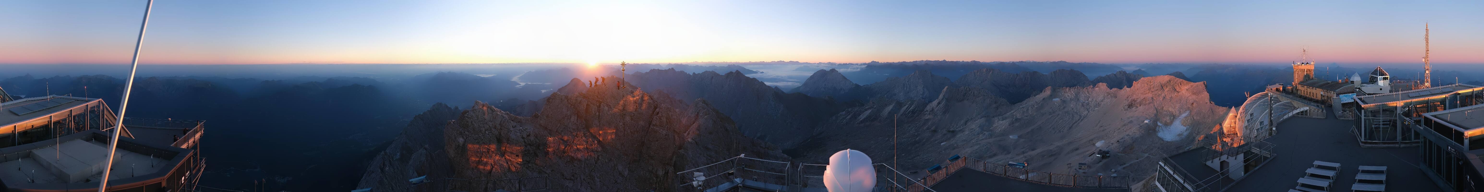 Archiv Foto Webcam Zugspitze: Panoramablick vom Gipfel