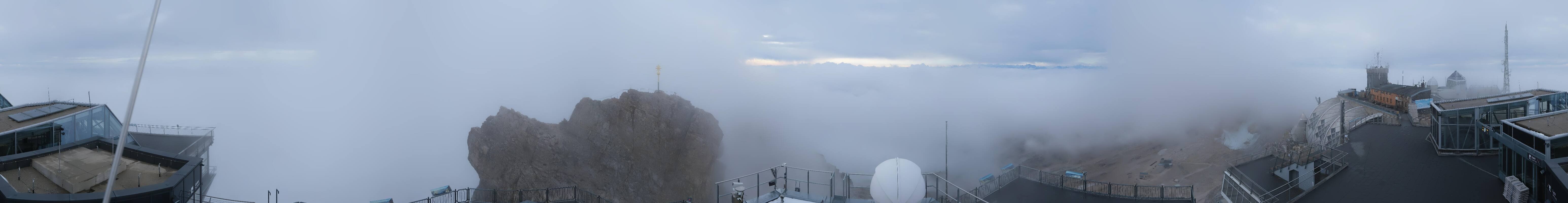Archiv Foto Webcam Zugspitze: Panoramablick vom Gipfel