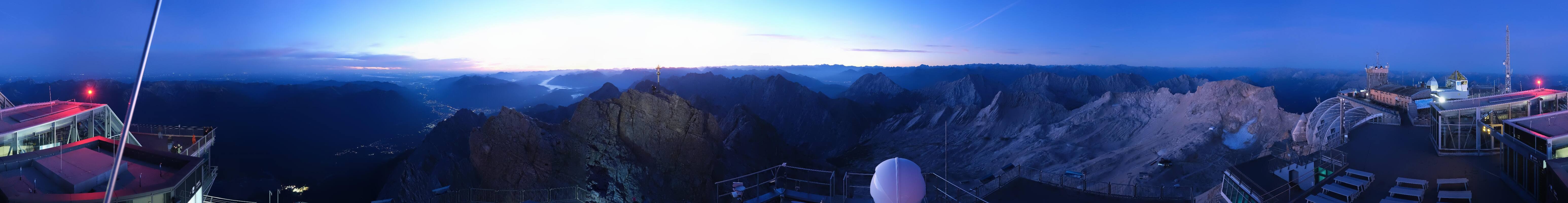 Archiv Foto Webcam Zugspitze: Panoramablick vom Gipfel
