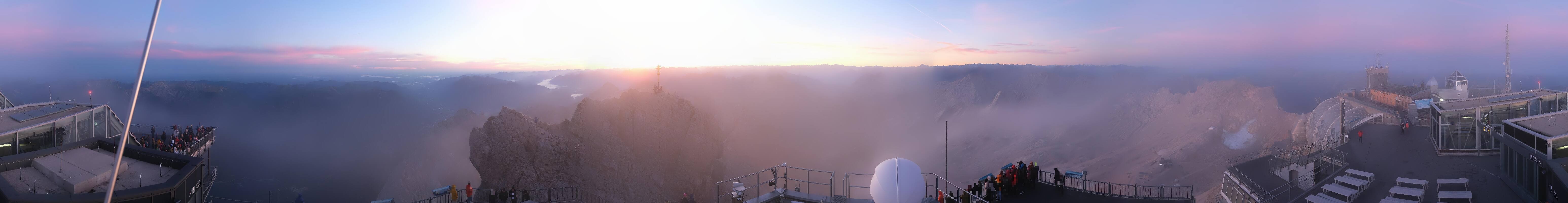 Archiv Foto Webcam Zugspitze: Panoramablick vom Gipfel