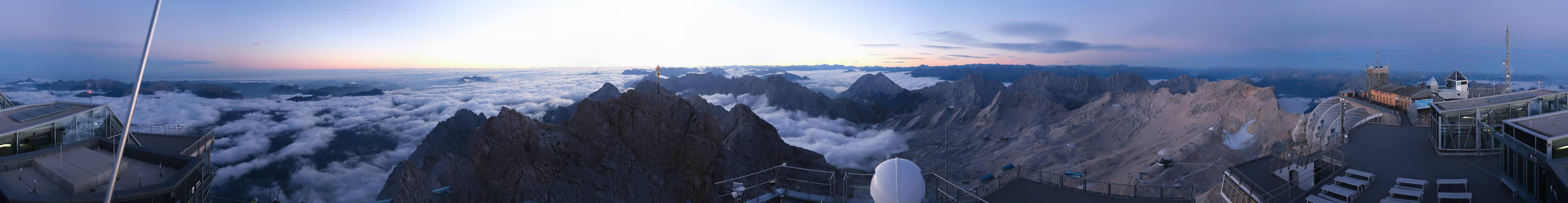 Archiv Foto Webcam Zugspitze: Panoramablick vom Gipfel