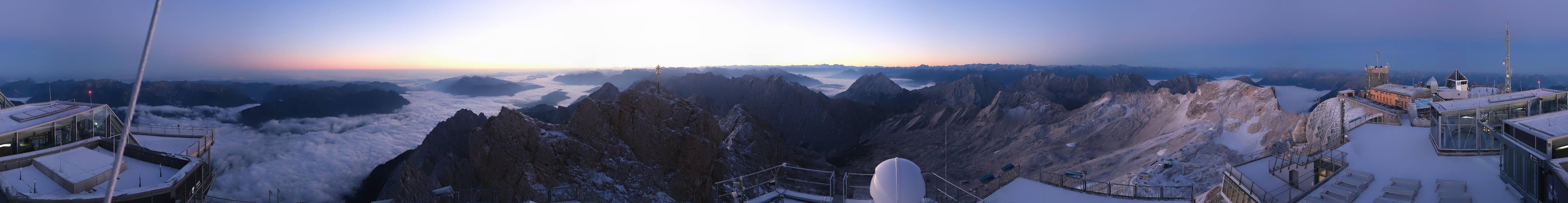 Archiv Foto Webcam Zugspitze: Panoramablick vom Gipfel