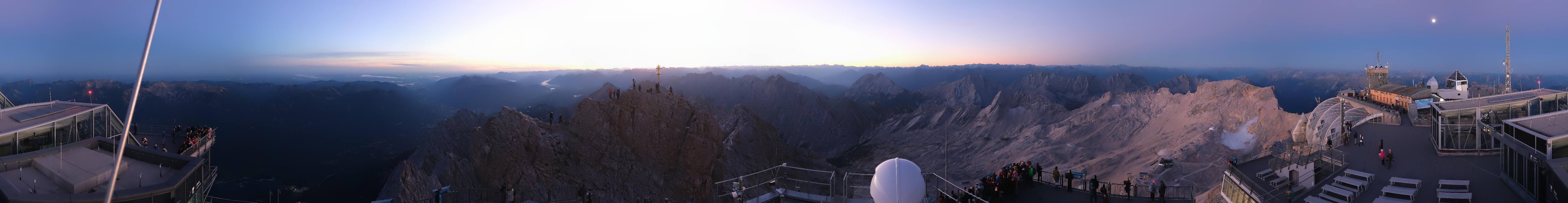Archiv Foto Webcam Zugspitze: Panoramablick vom Gipfel