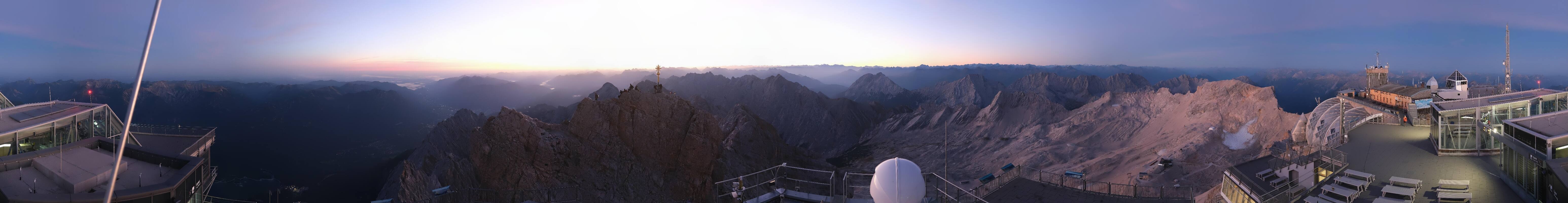 Archiv Foto Webcam Zugspitze: Panoramablick vom Gipfel