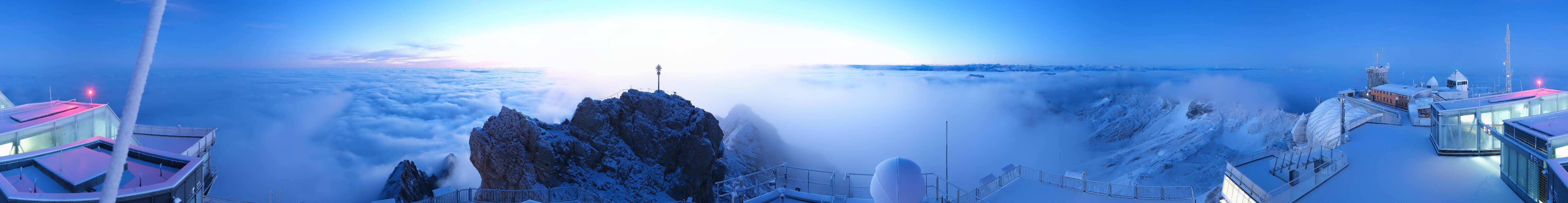 Archiv Foto Webcam Zugspitze: Panoramablick vom Gipfel