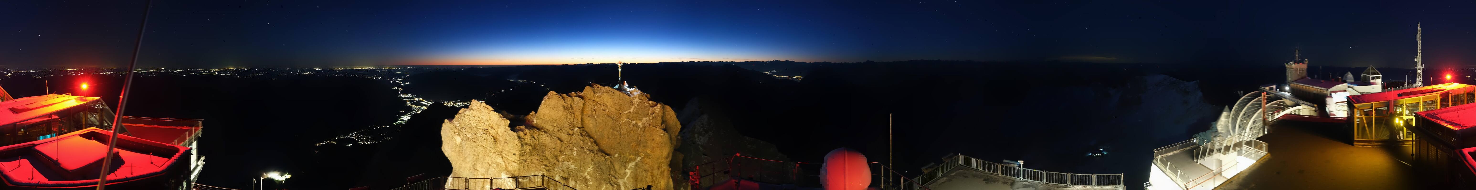 Archiv Foto Webcam Zugspitze: Panoramablick vom Gipfel