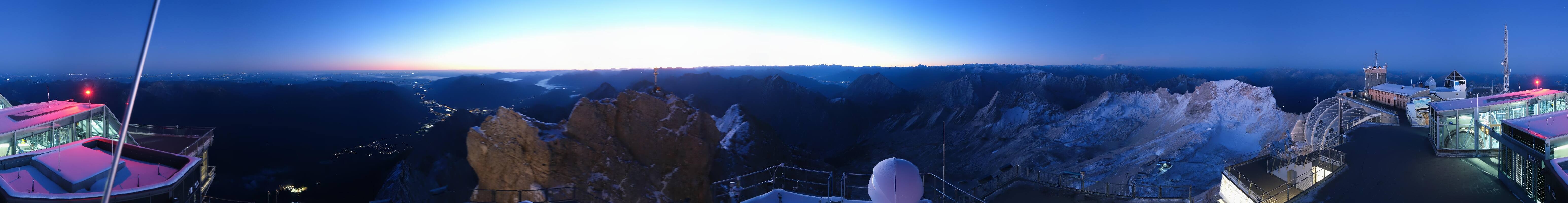 Archiv Foto Webcam Zugspitze: Panoramablick vom Gipfel