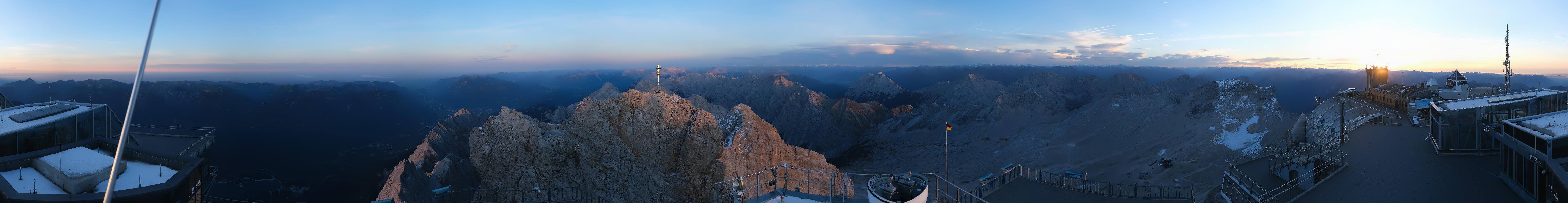 Archived image Webcam Panoramic View Zugspitze