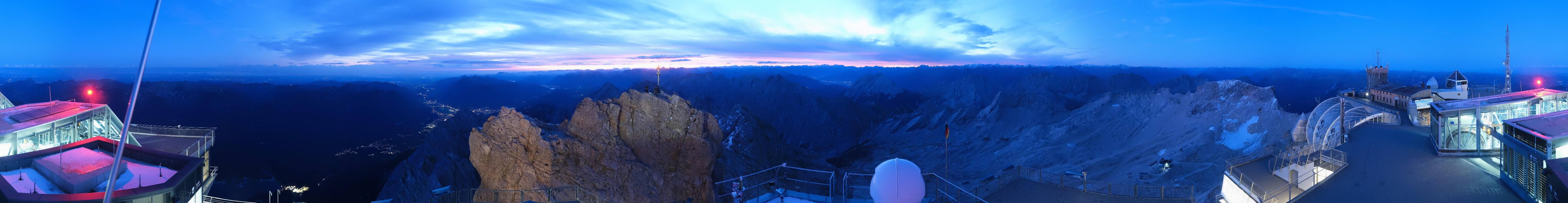 Archiv Foto Webcam Zugspitze: Panoramablick vom Gipfel