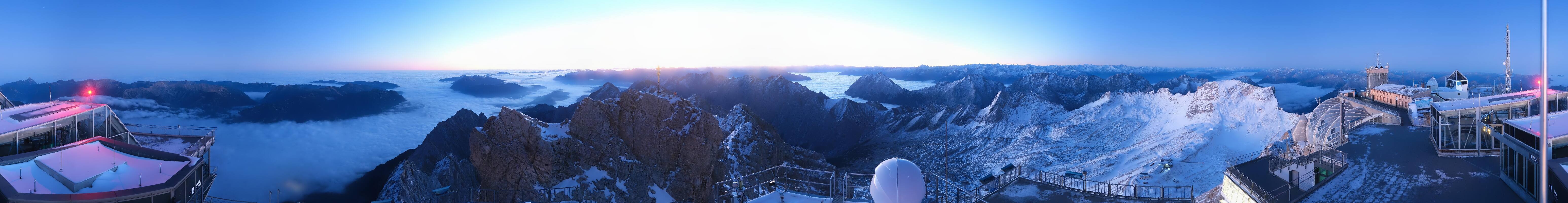 Archiv Foto Webcam Zugspitze: Panoramablick vom Gipfel