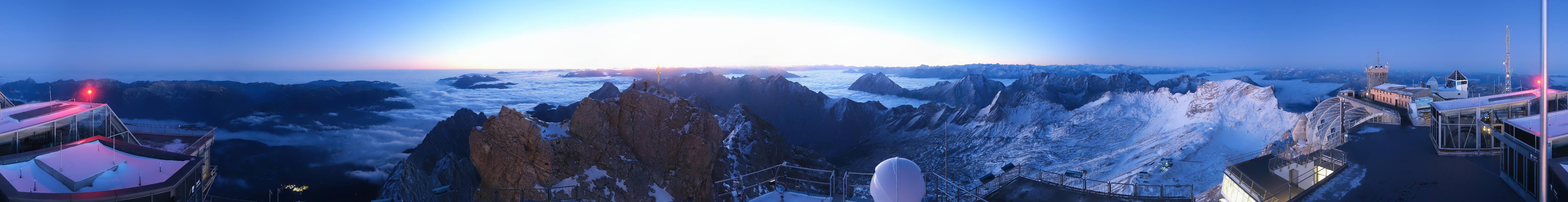 Archiv Foto Webcam Zugspitze: Panoramablick vom Gipfel
