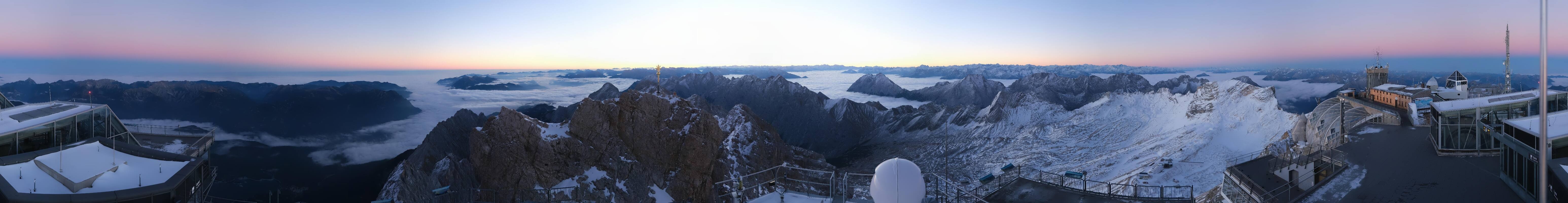 Archiv Foto Webcam Zugspitze: Panoramablick vom Gipfel
