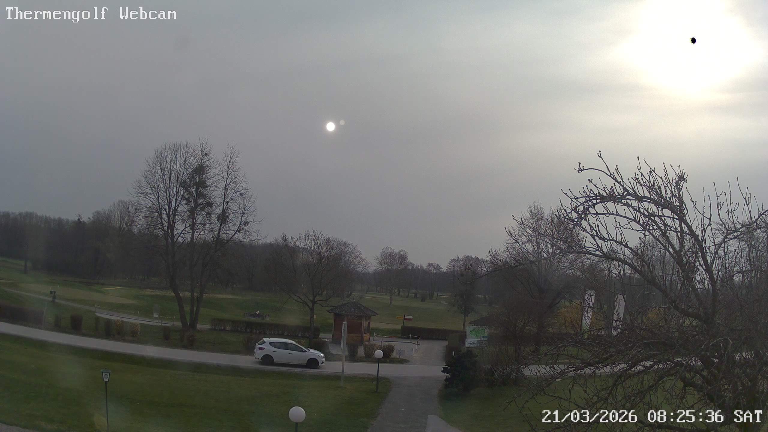 Archived image Webcam Loipersdorf: View Golf Course