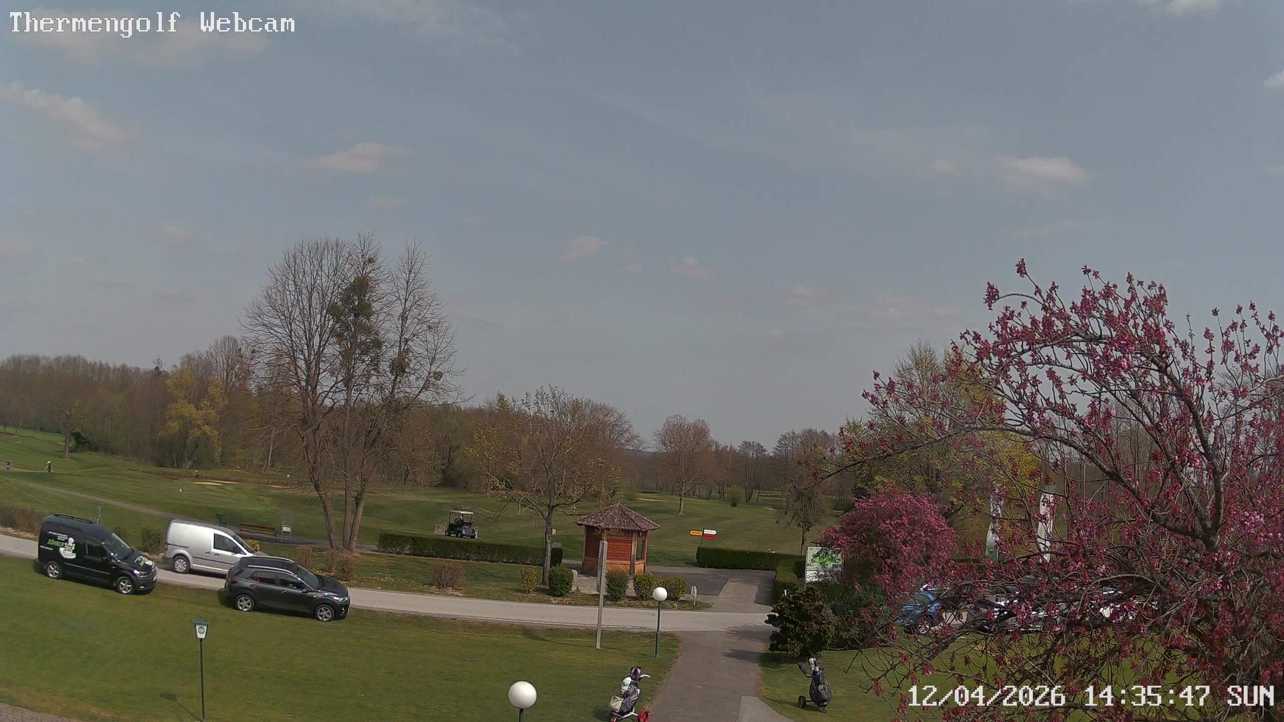 Archived image Webcam Loipersdorf: View Golf Course