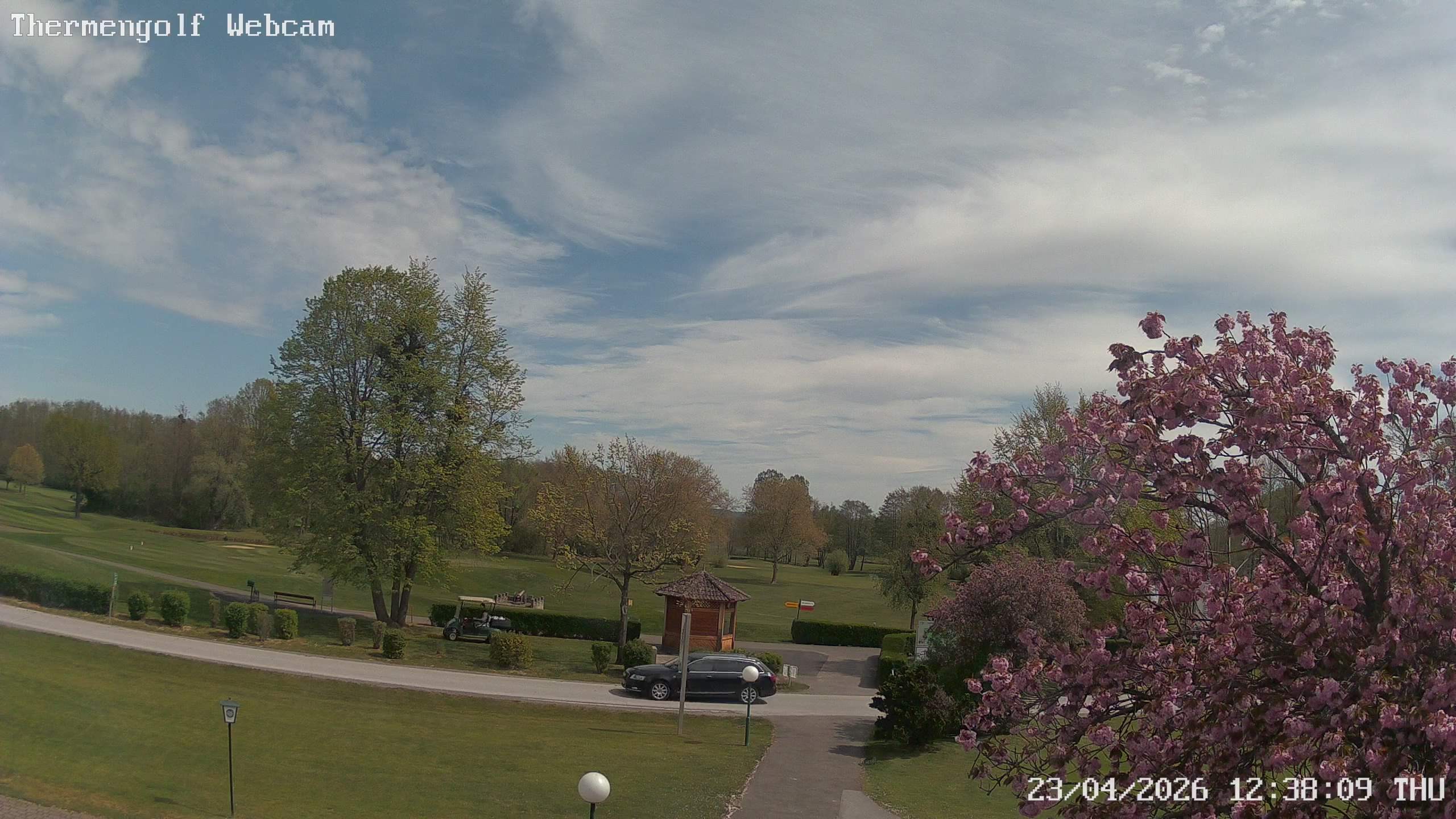 Archived image Webcam Loipersdorf: View Golf Course