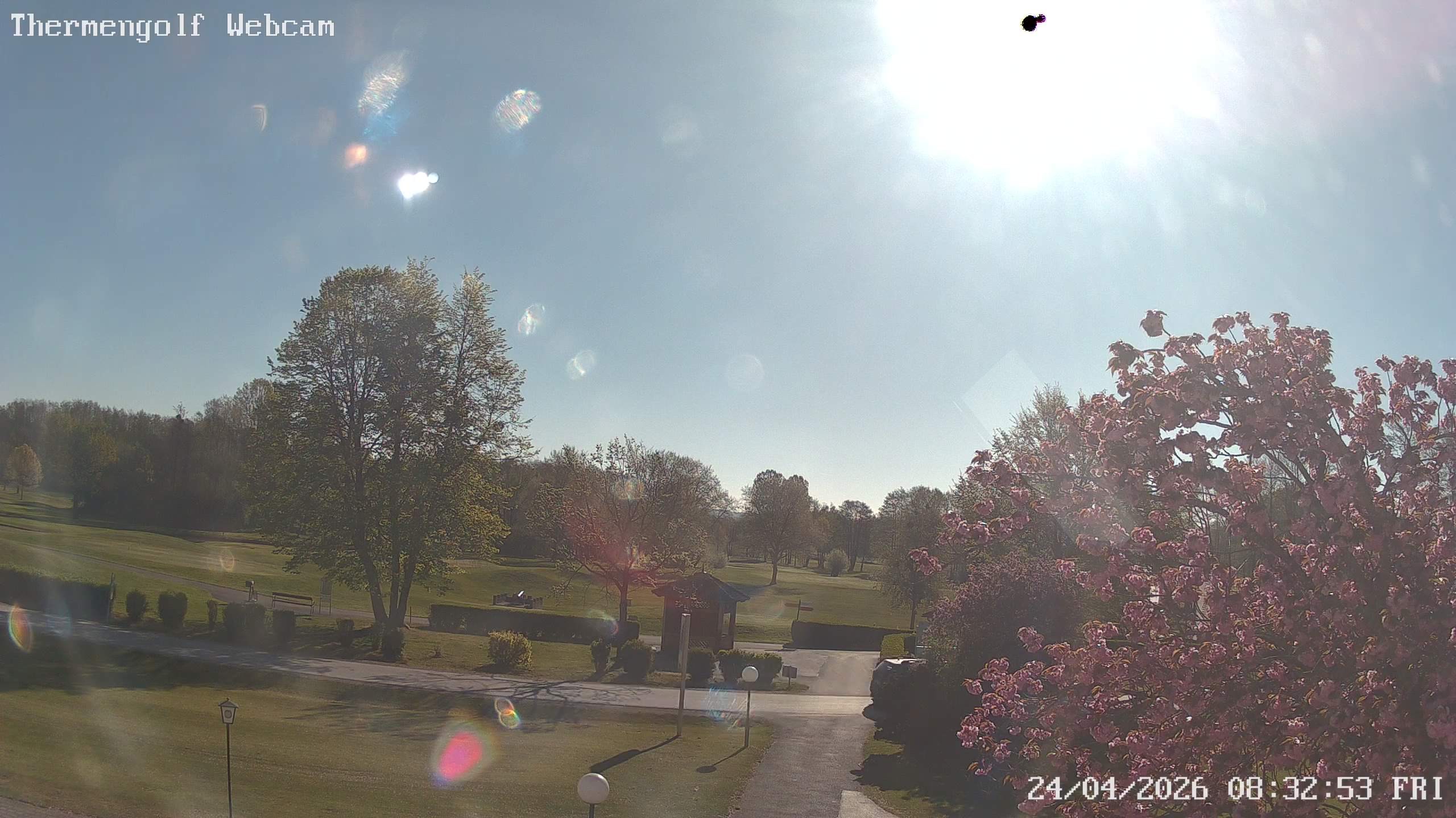 Archived image Webcam Loipersdorf: View Golf Course