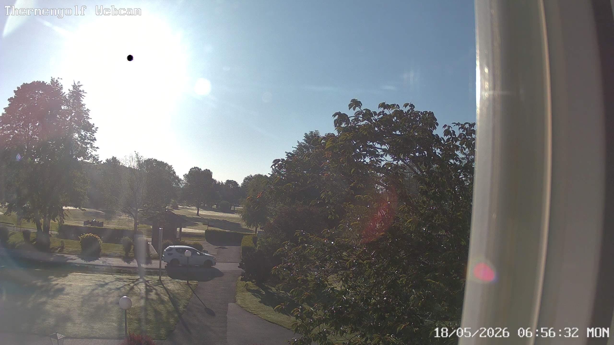 Archived image Webcam Loipersdorf: View Golf Course