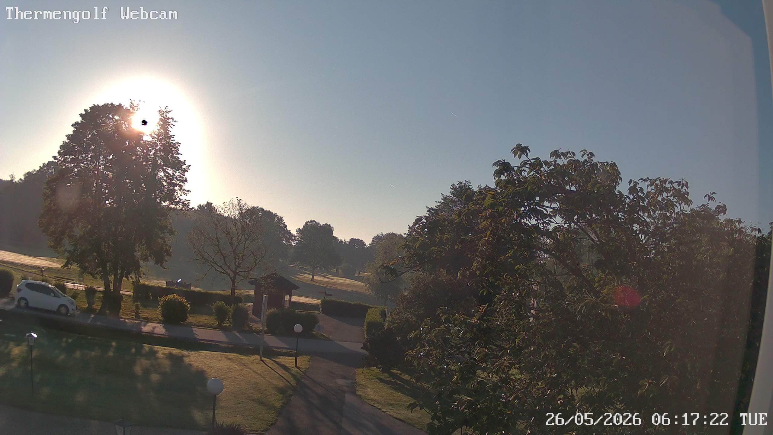 Archived image Webcam Loipersdorf: View Golf Course