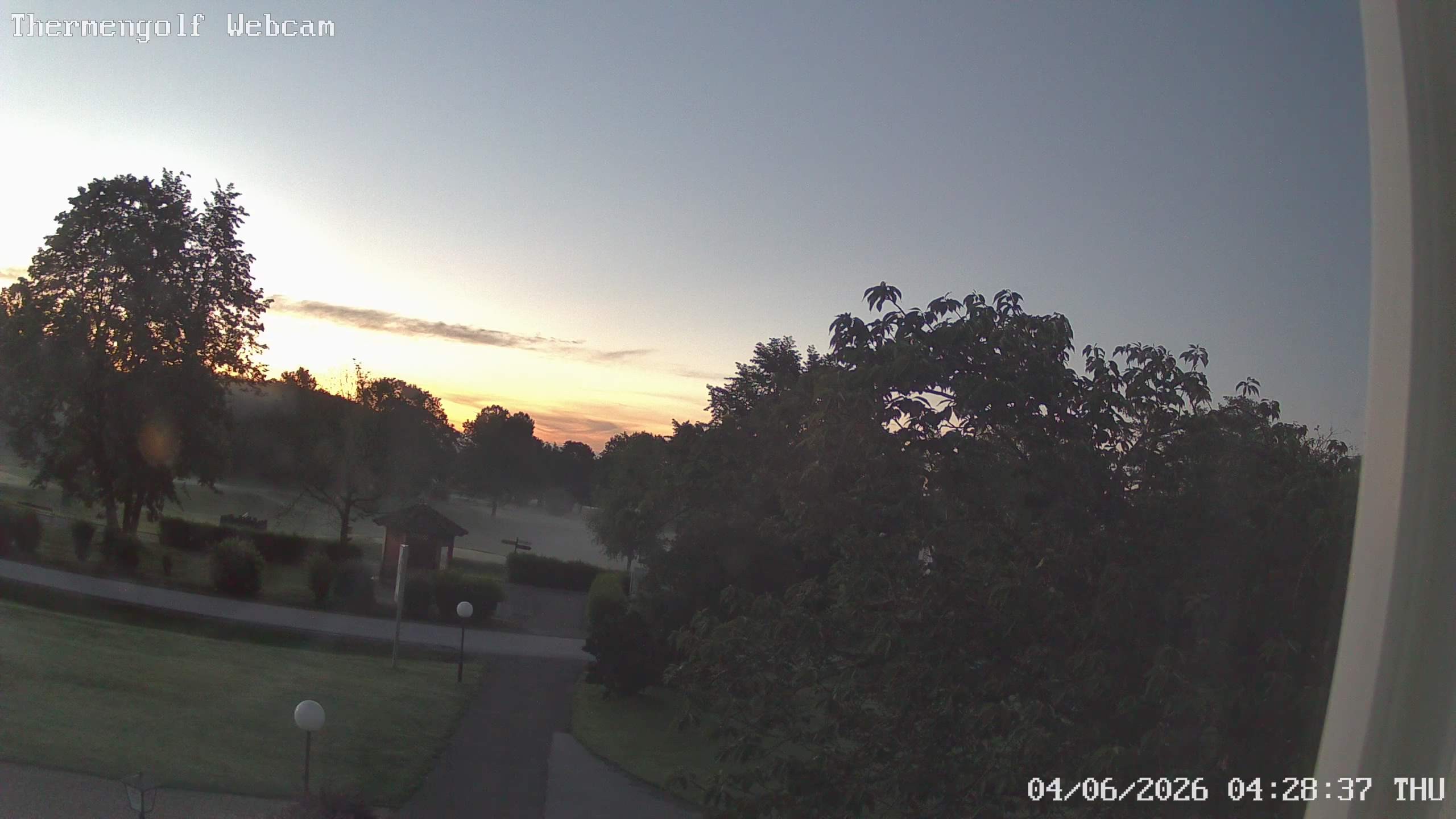 Archived image Webcam Loipersdorf: View Golf Course