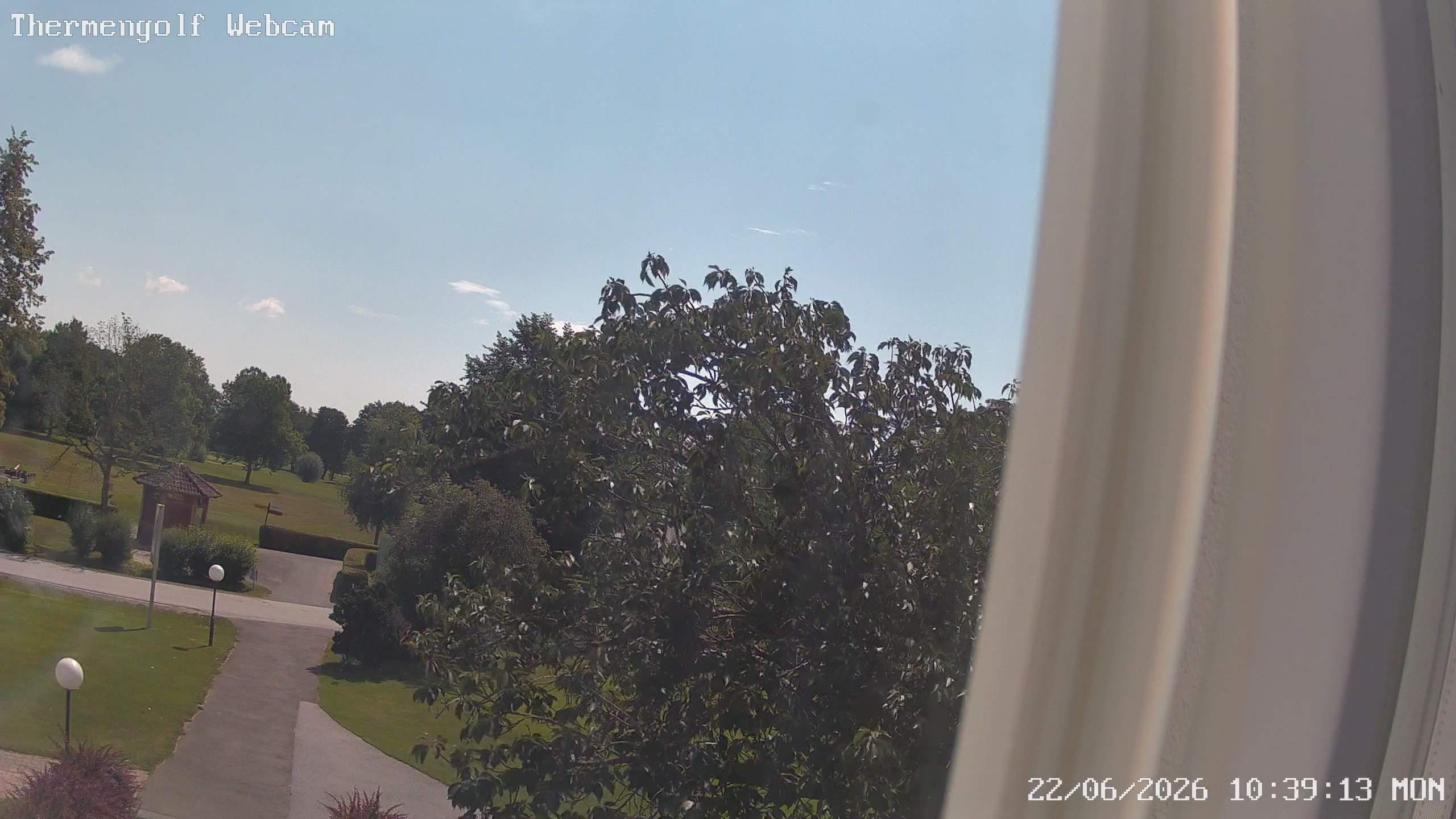 Archived image Webcam Loipersdorf: View Golf Course