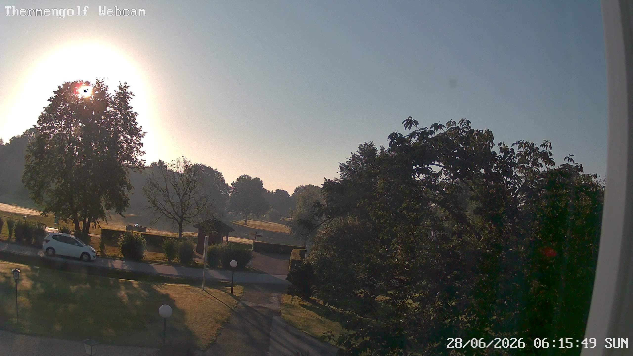 Archived image Webcam Loipersdorf: View Golf Course