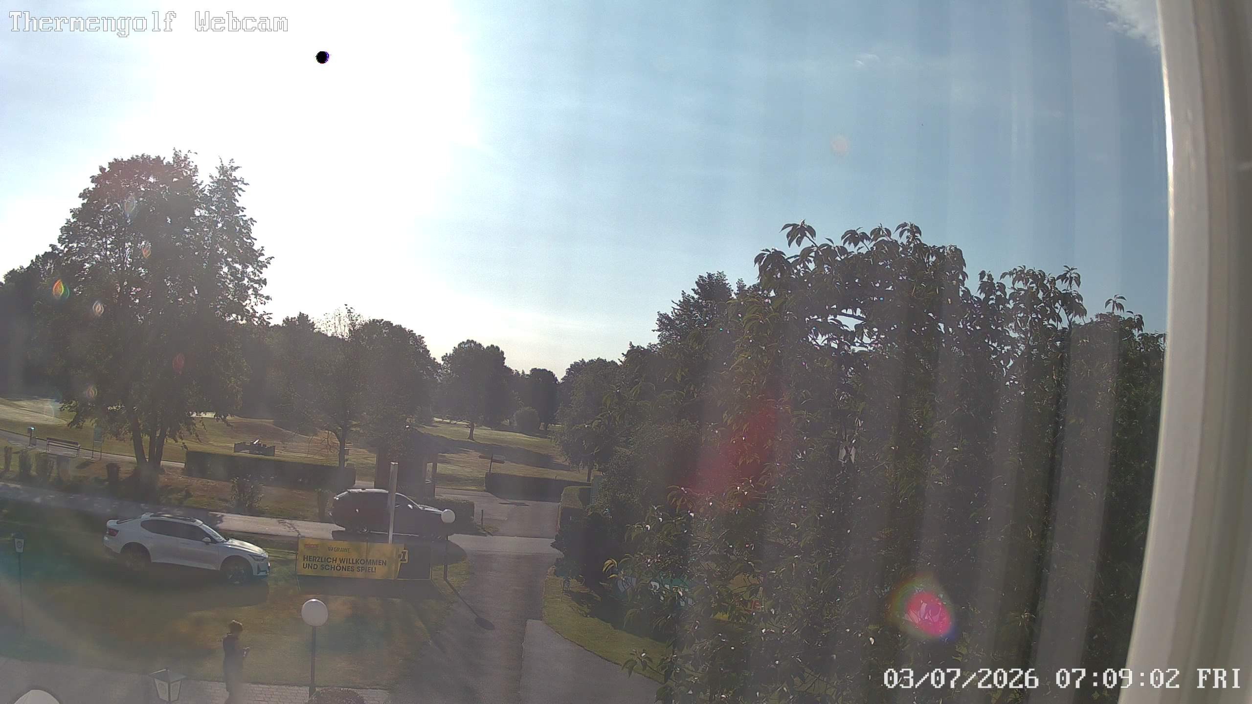 Archived image Webcam Loipersdorf: View Golf Course