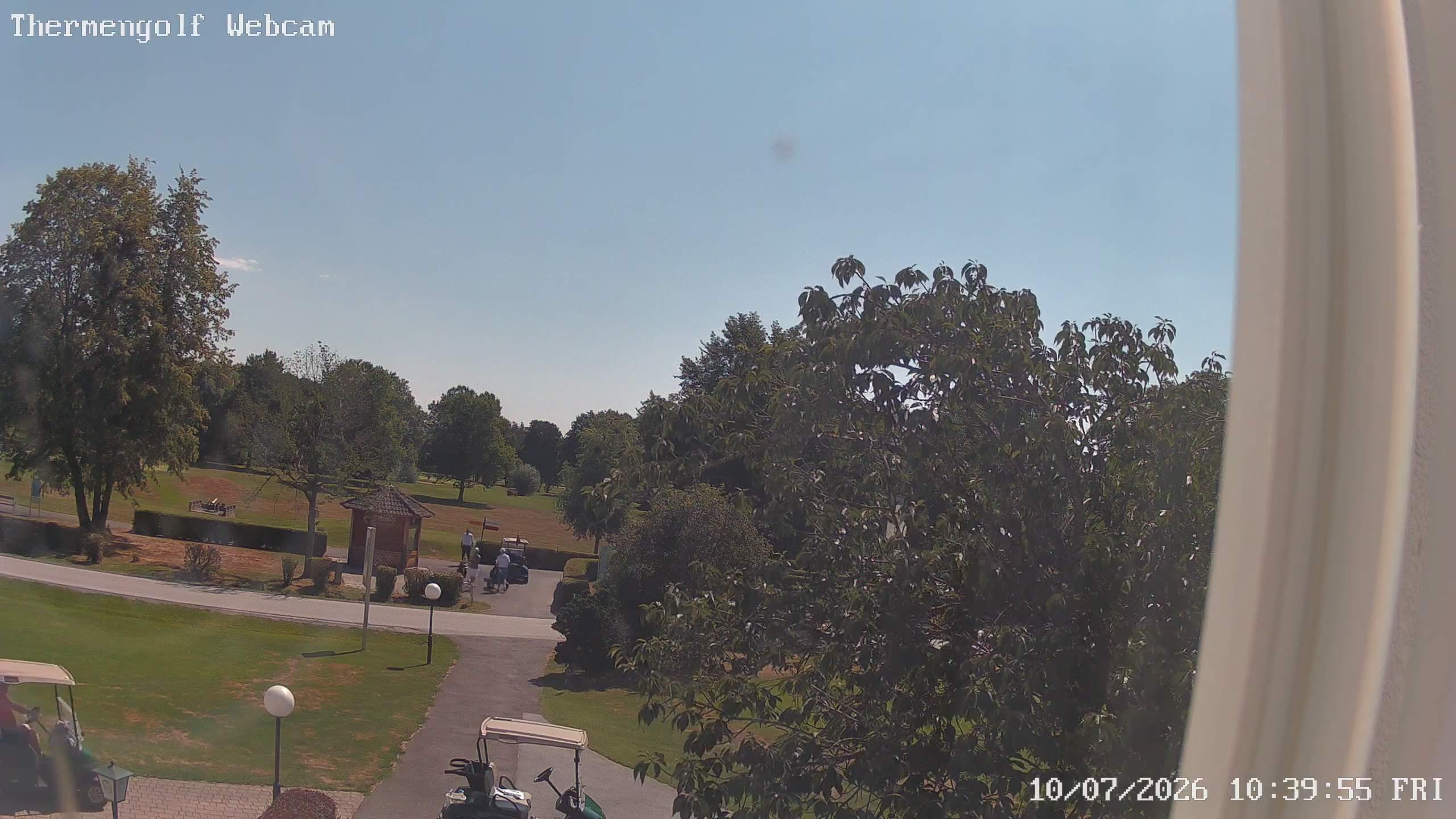 Archived image Webcam Loipersdorf: View Golf Course
