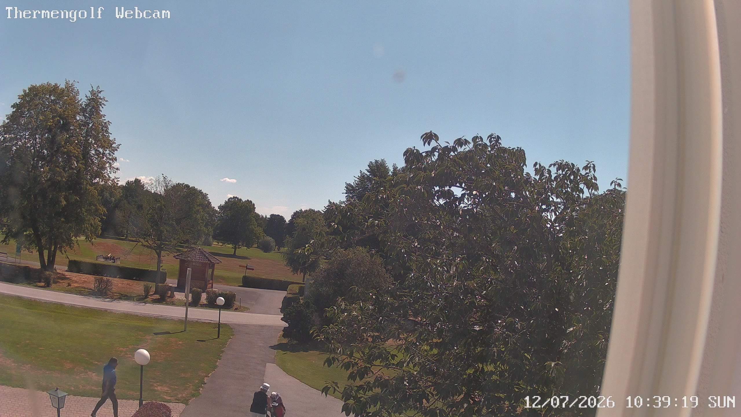 Archived image Webcam Loipersdorf: View Golf Course