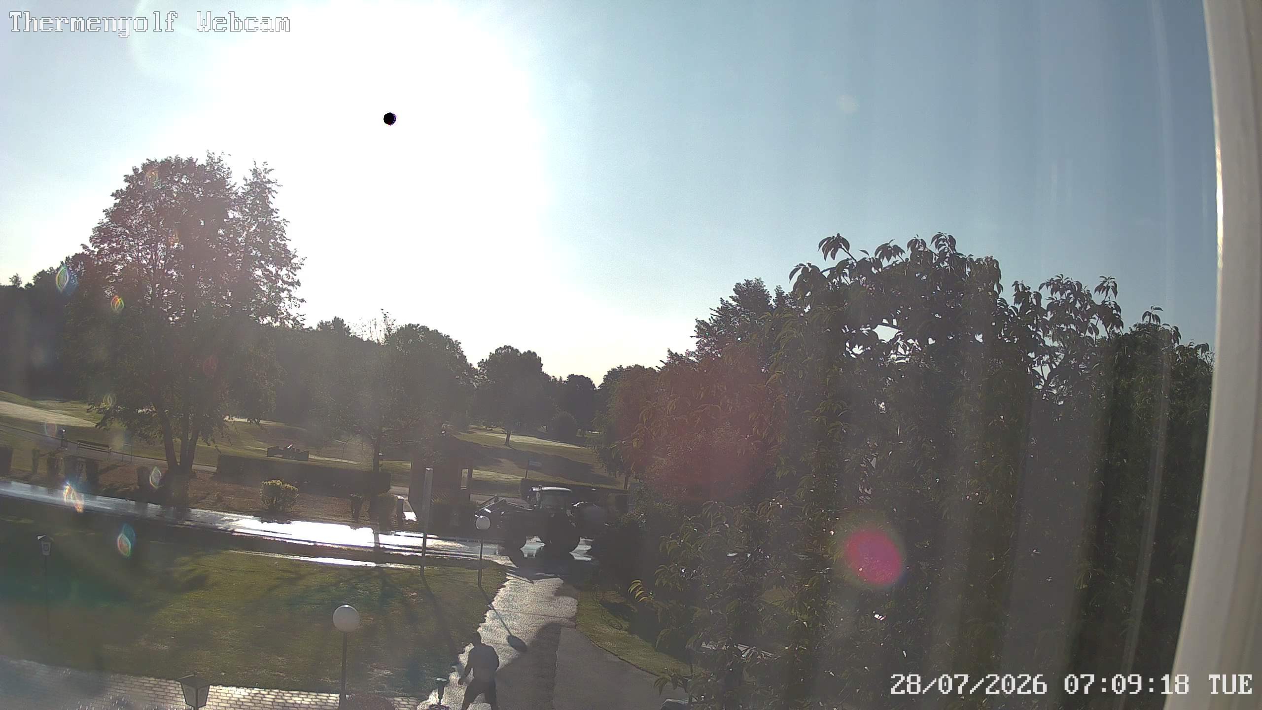 Archived image Webcam Loipersdorf: View Golf Course