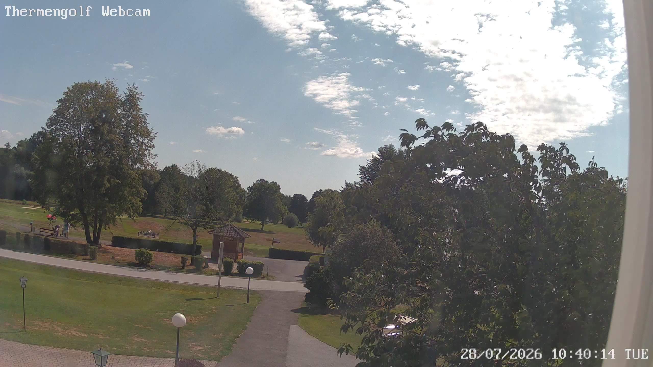 Archived image Webcam Loipersdorf: View Golf Course