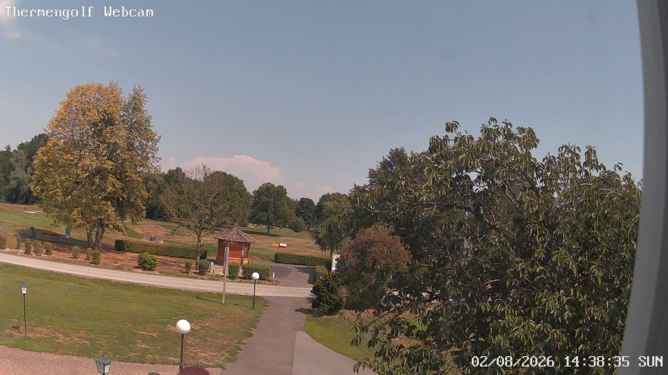 Archived image Webcam Loipersdorf: View Golf Course