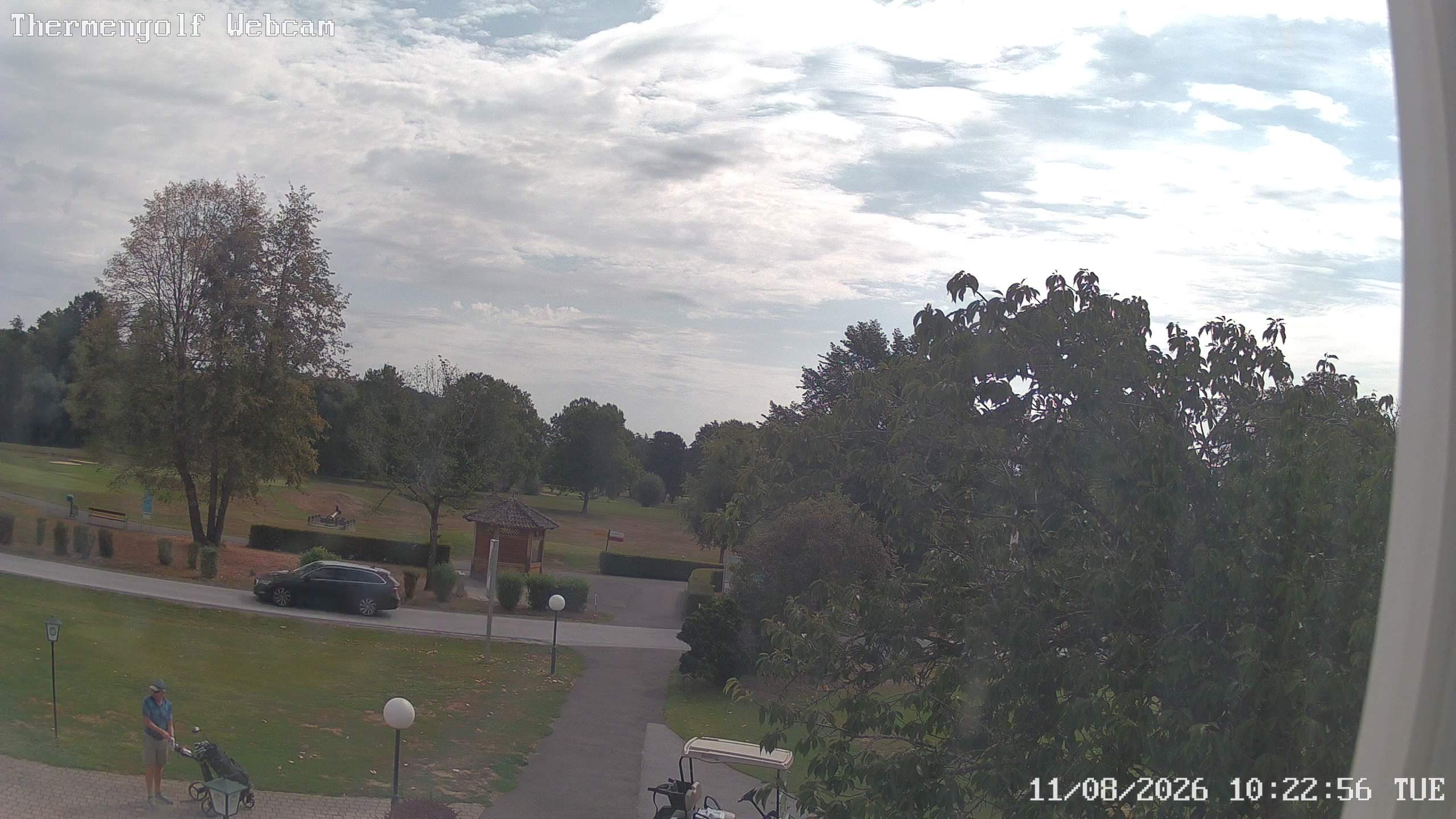 Archived image Webcam Loipersdorf: View Golf Course
