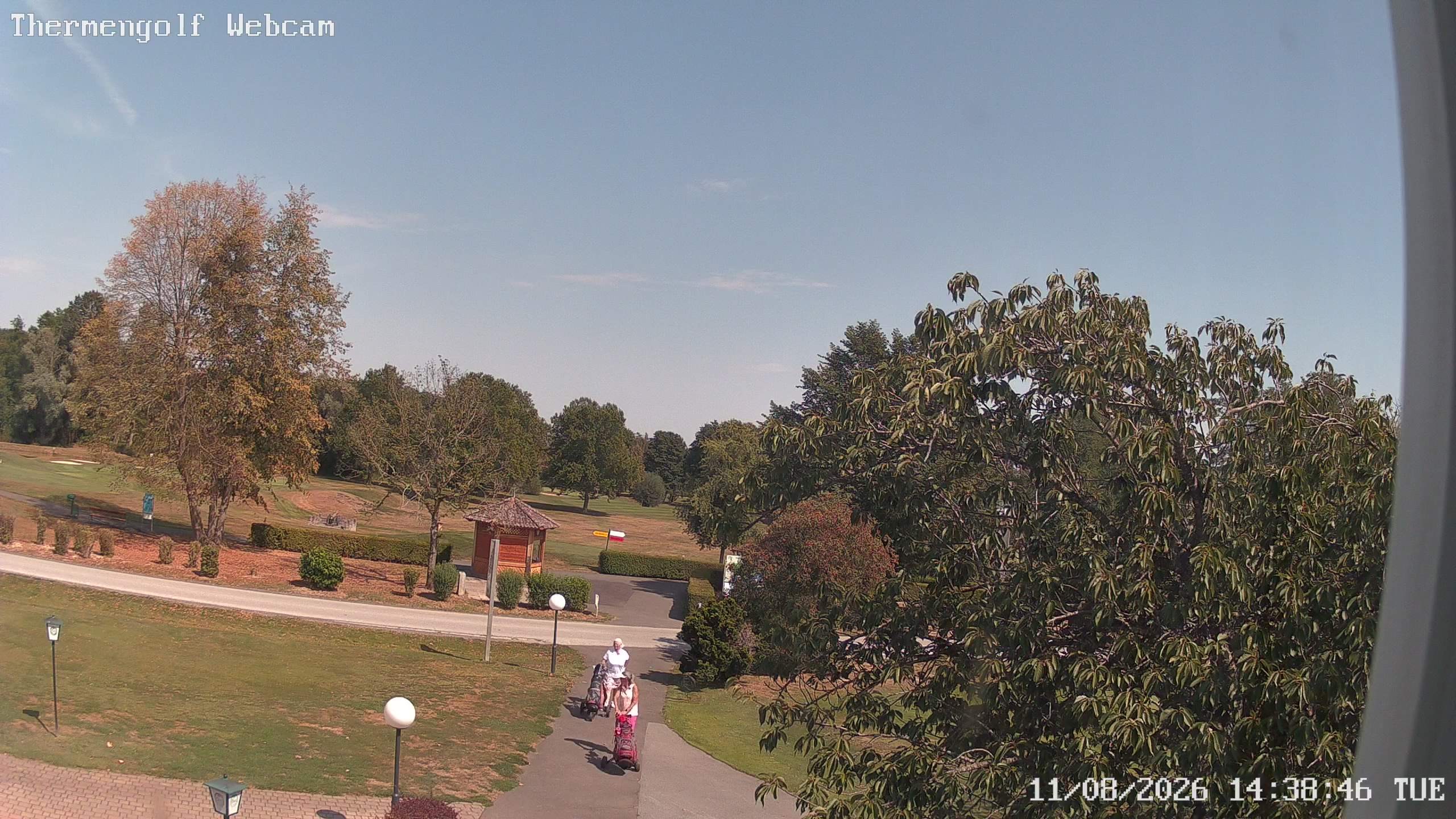 Archived image Webcam Loipersdorf: View Golf Course