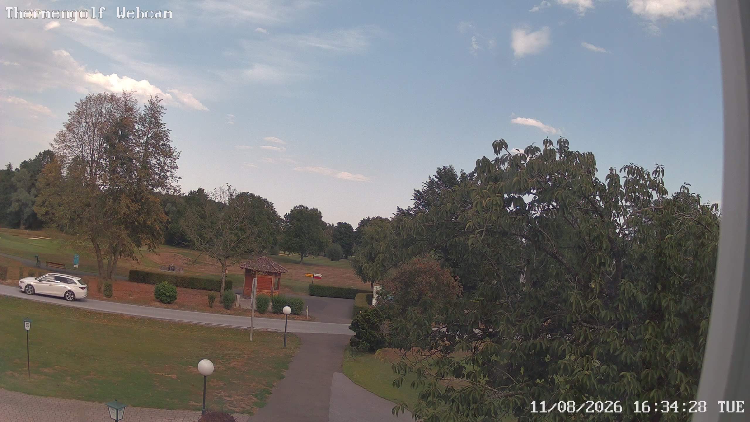 Archived image Webcam Loipersdorf: View Golf Course