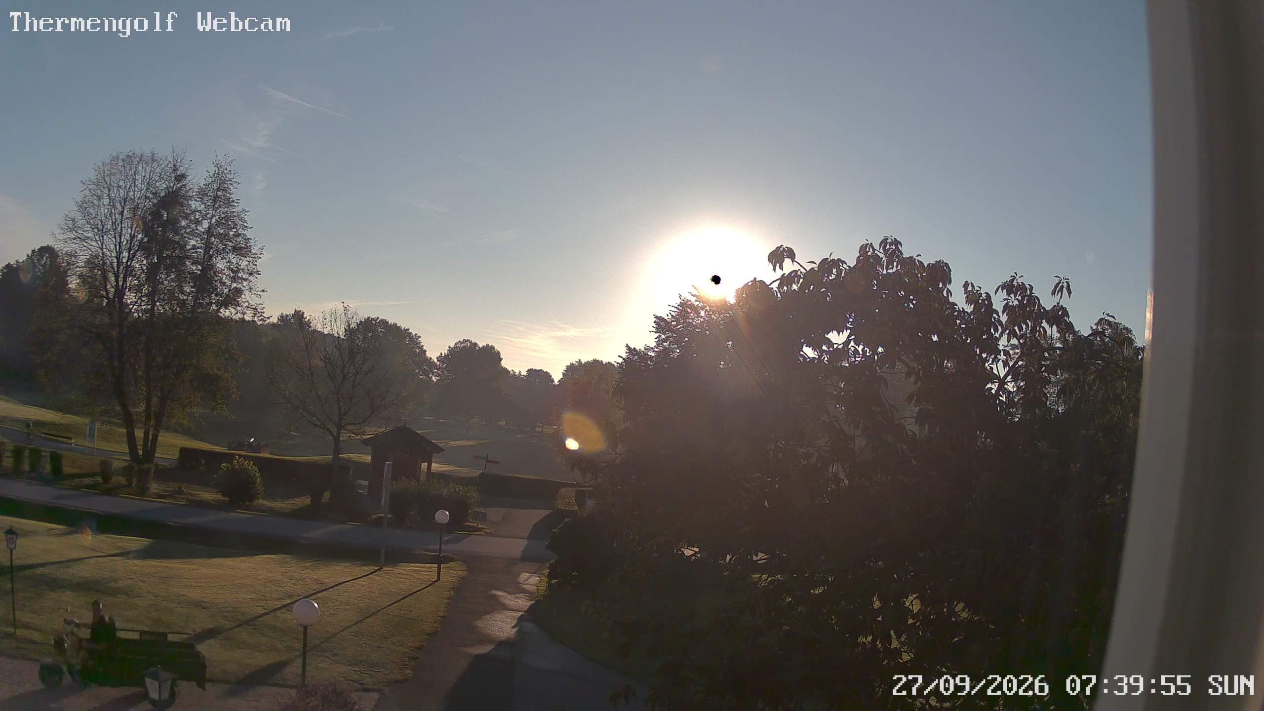 Archived image Webcam Loipersdorf: View Golf Course